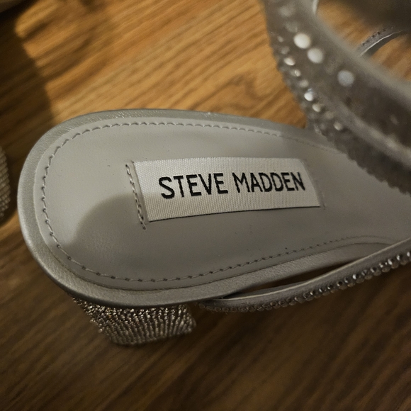 Steve Madden Metallic Spiral Heels - Picture 4 of 7